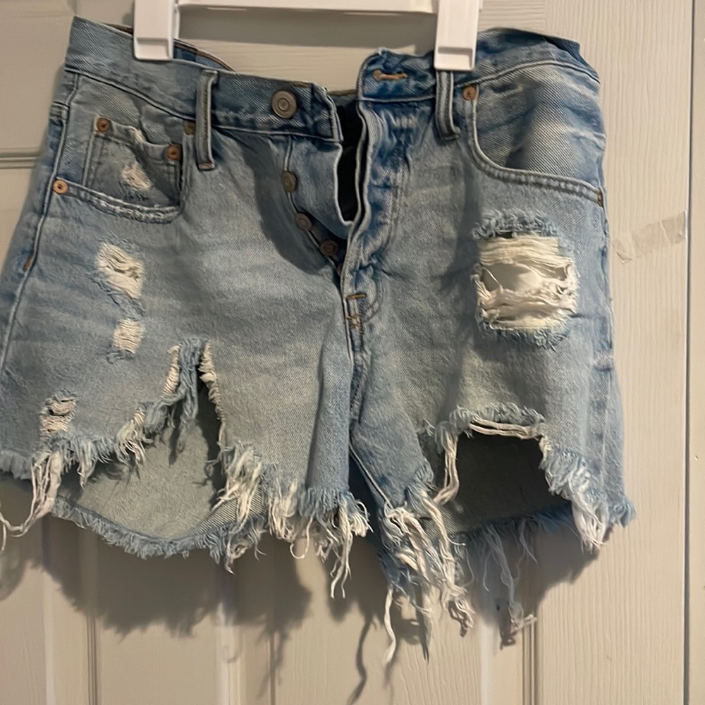 Light blue size 8